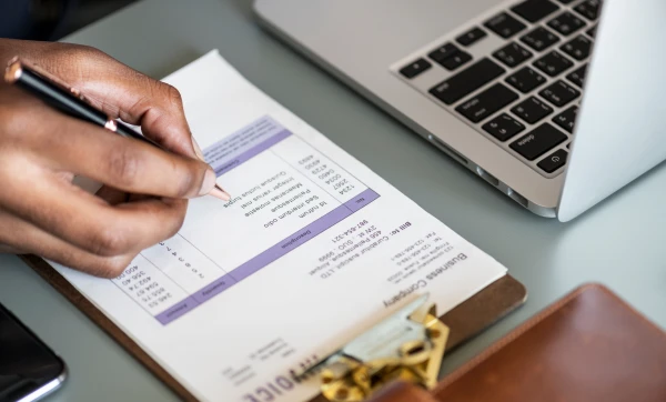 Como emitir nota fiscal MEI: dicas práticas para facilitar o processo Como emitir nota fiscal MEI: dicas práticas para facilitar o processo - GestãoClick